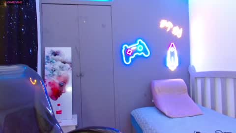 GEORGE online show from 28, 1, 2025