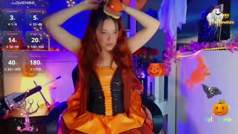 georgina_moschino online show from 31, 10, 2025