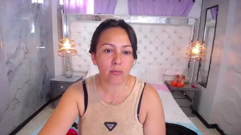 Snapshot of georgina_mussk chatting on 12, 9, 2025 Georgina online show from 12, 9, 2025