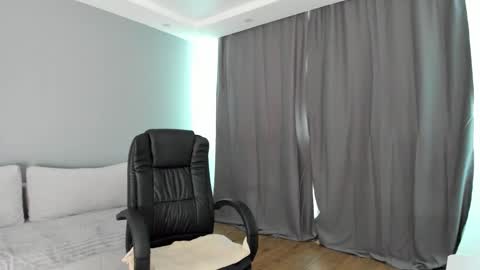Snapshot of georginaroads chatting on 22, 2, 2025 GeorginaRoads online show from 22, 2, 2025