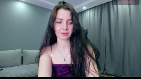 Snapshot of georginaroads chatting on 5, 3, 2025 GeorginaRoads online show from 5, 3, 2025