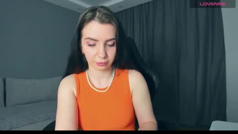 Snapshot of georginaroads chatting on 6, 3, 2025 GeorginaRoads online show from 6, 3, 2025