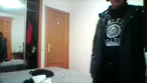 Snapshot of geovannyruiz123 chatting on 18, 12, 2025 geovannyruiz123 online show from 18, 12, 2025