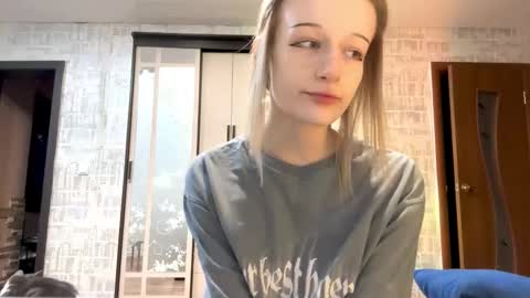 Snapshot of geralynsurkamer chatting on 12, 11, 2025 Haley online show from 12, 11, 2025