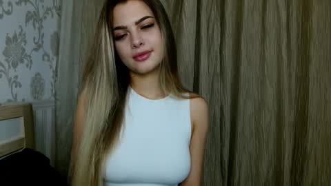 Snapshot of gerda_bloempje chatting on 14, 11, 2025 Gerda online show from 14, 11, 2025