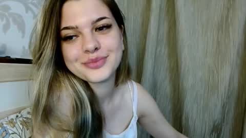Snapshot of gerda_bloempje chatting on 17, 11, 2025 Gerda online show from 17, 11, 2025