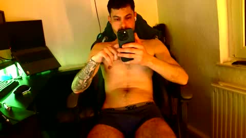 HeteroGermanbigdic77 online show from 29, 3, 2026