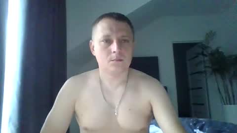 Snapshot of gerrylaylol chatting on 4, 10, 2025 gerrylaylol online show from 4, 10, 2025