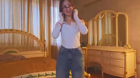 Kristy online show from 27, 4, 2026
