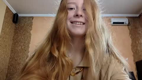 Snapshot of gertrudisturbe chatting on 21, 4, 2026 Kate online show from 21, 4, 2026