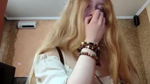 Snapshot of gertrudisturbe chatting on 8, 5, 2026 Kate online show from 8, 5, 2026