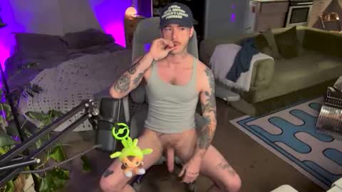 Snapshot of getoffwithtrent chatting on 22, 12, 2025 getoffwithtrent online show from 22, 12, 2025