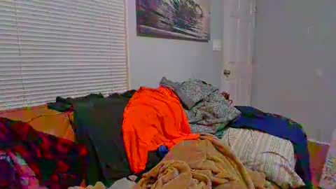 Snapshot of ghomps88 chatting on 19, 12, 2025 Gee online show from 19, 12, 2025