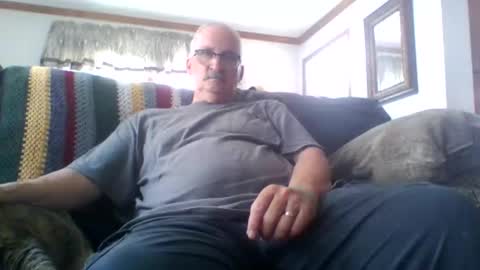 Snapshot of ghost2534 chatting on 19, 5, 2026 ghost2534 online show from 19, 5, 2026