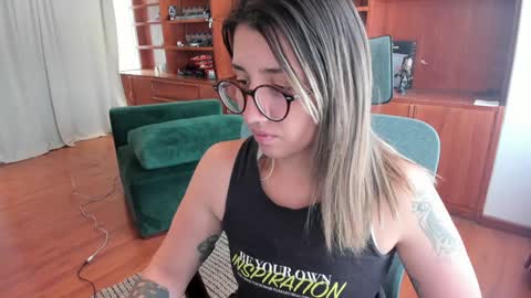 Snapshot of ghostcrimson chatting on 26, 12, 2024 andy online show from 26, 12, 2024