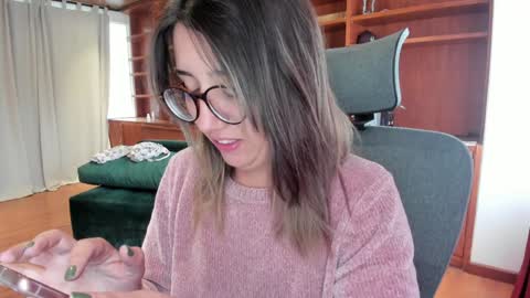 Snapshot of ghostcrimson chatting on 29, 12, 2024 andy online show from 29, 12, 2024