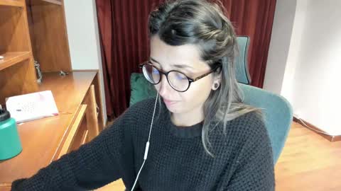 Snapshot of ghostcrimson chatting on 12, 2, 2025 andy online show from 12, 2, 2025