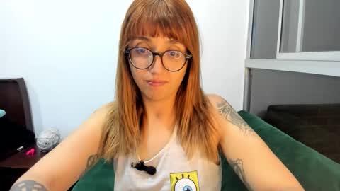 Snapshot of ghostcrimson chatting on 18, 10, 2025 andy online show from 18, 10, 2025