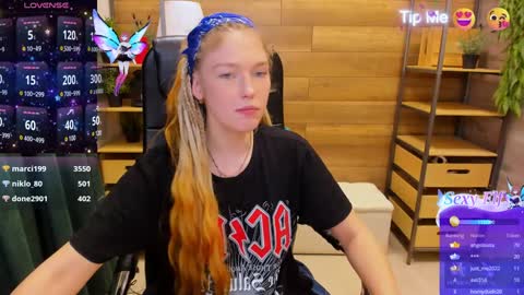 Sweety online show from 3, 2, 2025