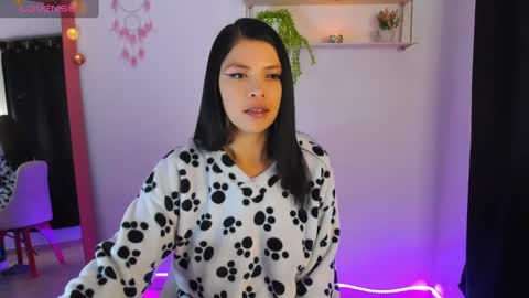 giaaaa   online show from 31, 1, 2025