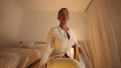 Snapshot of gia_curly chatting on 11, 1, 2026 Leo online show from 11, 1, 2026