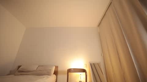 Snapshot of gia_curly chatting on 19, 1, 2026 Leo online show from 19, 1, 2026