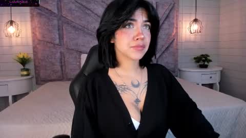 Snapshot of gia_foxy chatting on 19, 6, 2026 Gia online show from 19, 6, 2026