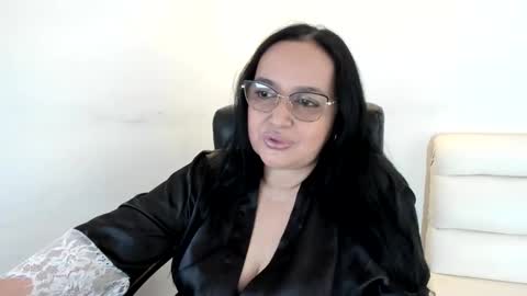 Snapshot of gia_nahomi chatting on 13, 1, 2025 nahomi online show from 13, 1, 2025