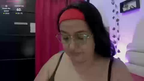 Snapshot of gia_nahomi chatting on 27, 9, 2025 nahomi online show from 27, 9, 2025