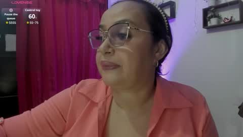 Snapshot of gia_nahomi chatting on 6, 11, 2025 nahomi online show from 6, 11, 2025