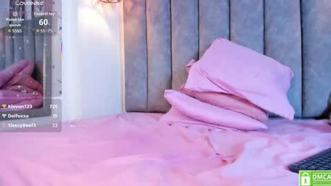 Snapshot of gia_scott chatting on 15, 9, 2025 Darlliny online show from 15, 9, 2025