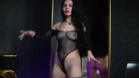 Snapshot of giaeasyice chatting on 18, 12, 2025 Gia online show from 18, 12, 2025