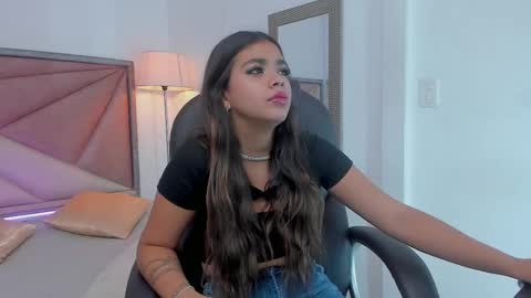 Gia  online show from 15, 2, 2025