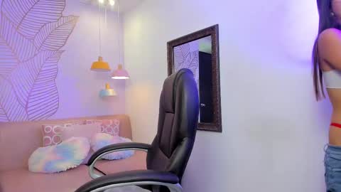 Gia  online show from 9, 3, 2025