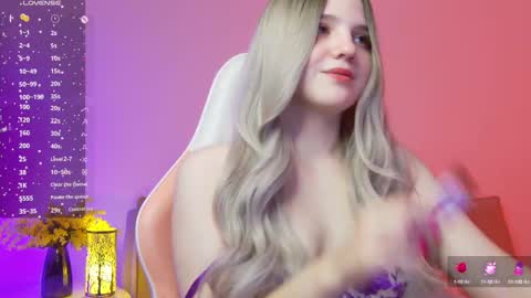 Roxy online show from 24, 2, 2025