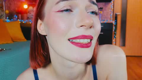 Snapshot of giantess_eva chatting on 25, 12, 2024 Eva online show from 25, 12, 2024