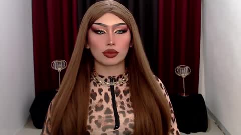 Gia X online show from 4, 2, 2025