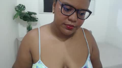 gibi_laurent online show from 4, 6, 2026