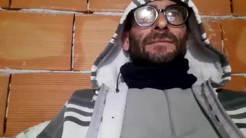 Snapshot of gicobest chatting on 26, 11, 2025 Corrado online show from 26, 11, 2025