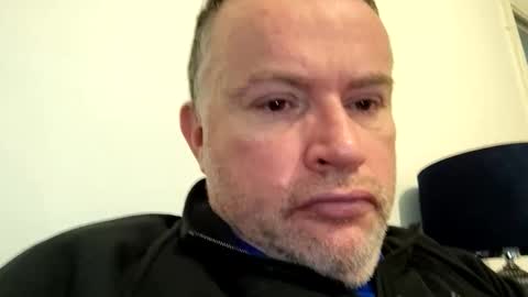 Snapshot of giddyup2222222 chatting on 16, 11, 2025 giddyup2222222 online show from 16, 11, 2025