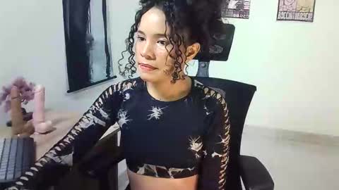 GIGI STCOTT online show from 18, 12, 2025