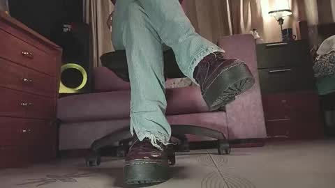 Snapshot of gigifontaine_ chatting on 26, 10, 2025 Gigi independet model P online show from 26, 10, 2025