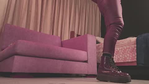 Snapshot of gigifontaine_ chatting on 27, 11, 2025 Gigi independet model P online show from 27, 11, 2025