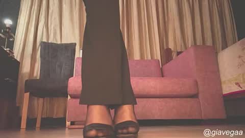 Snapshot of gigifontaine_ chatting on 3, 12, 2025 Gigi independet model P online show from 3, 12, 2025