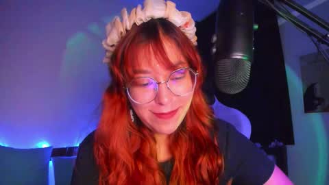 Snapshot of gigimooon chatting on 12, 11, 2025 gigimooon online show from 12, 11, 2025