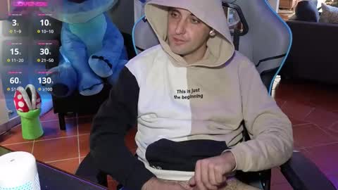 Snapshot of gil_gamesh2nd chatting on 8, 10, 2025 Mirko online show from 8, 10, 2025