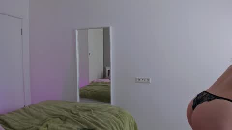 Gin online show from 15, 2, 2025