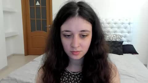 Snapshot of ginablum chatting on 14, 9, 2025 Kate online show from 14, 9, 2025