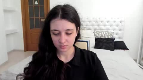 Snapshot of ginablum chatting on 18, 9, 2025 Kate online show from 18, 9, 2025