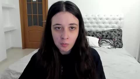 Snapshot of ginablum chatting on 3, 10, 2025 Kate online show from 3, 10, 2025